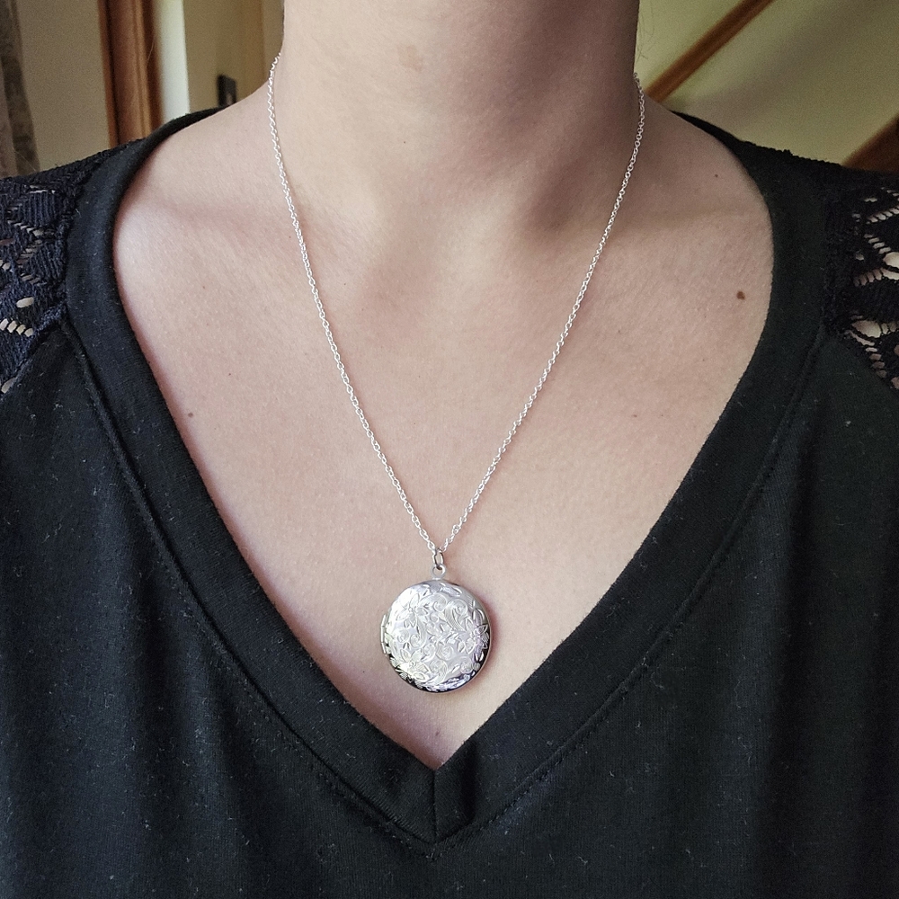 New Silver Ornate Floral Locket Necklace
